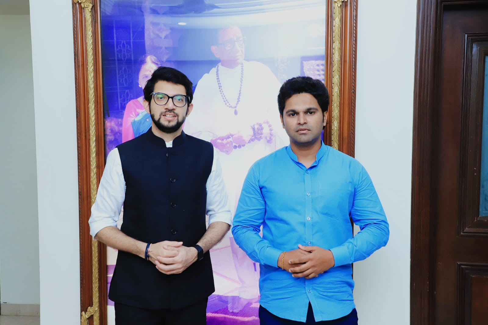 Shiv Sena Yuva Sena chief Aditya Thackeray thanked District President Ma Manjit Mane